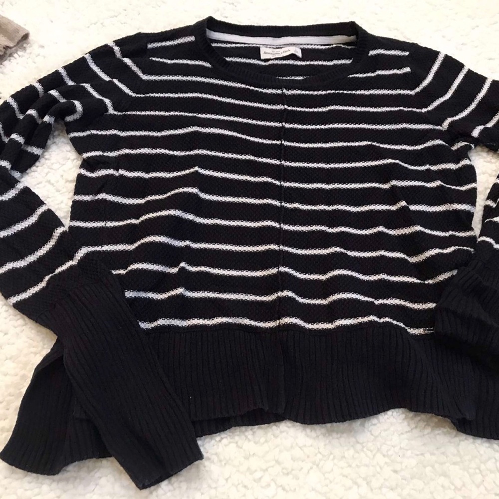 Abercrombie & Fitch Sweater
